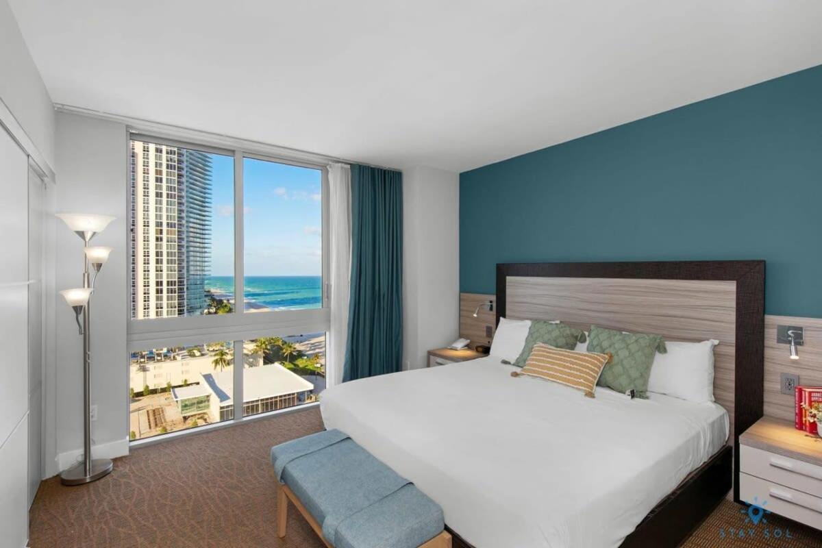 Beachfront Resort Pool Ocean View Balcony ميامي بيتش المظهر الخارجي الصورة