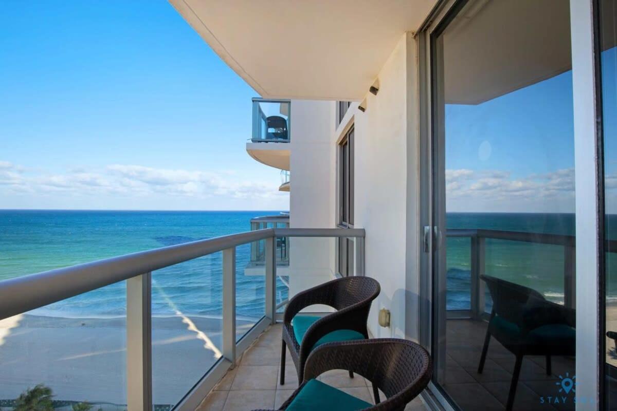 Beachfront Resort Pool Ocean View Balcony ميامي بيتش المظهر الخارجي الصورة