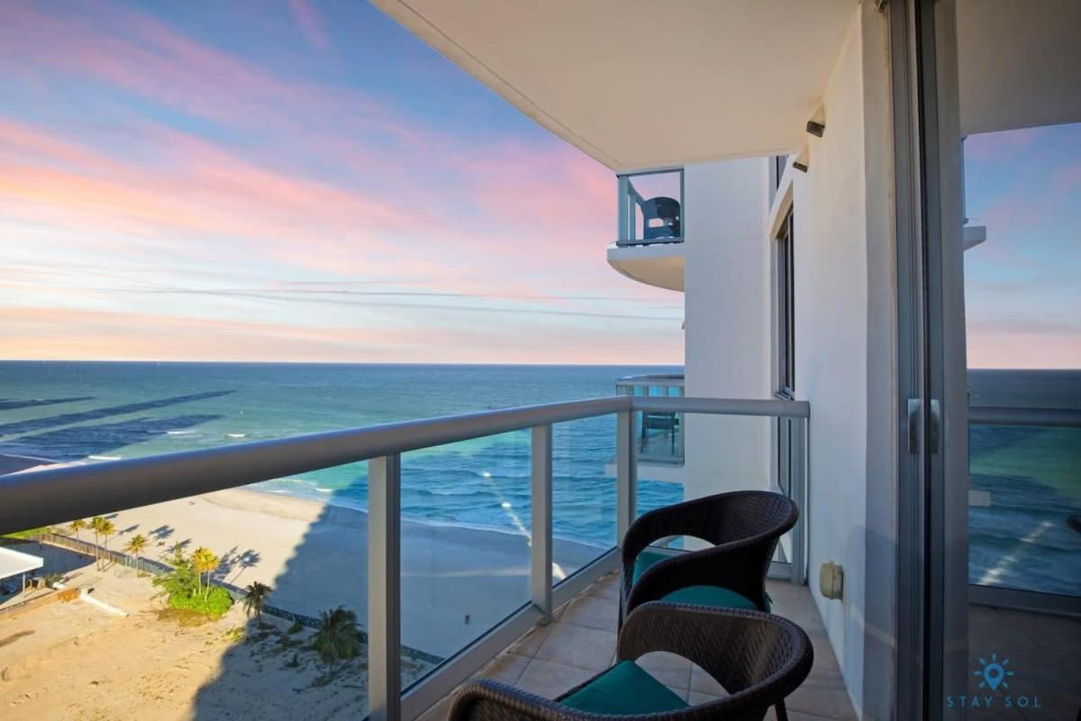 Beachfront Resort Pool Ocean View Balcony ميامي بيتش المظهر الخارجي الصورة