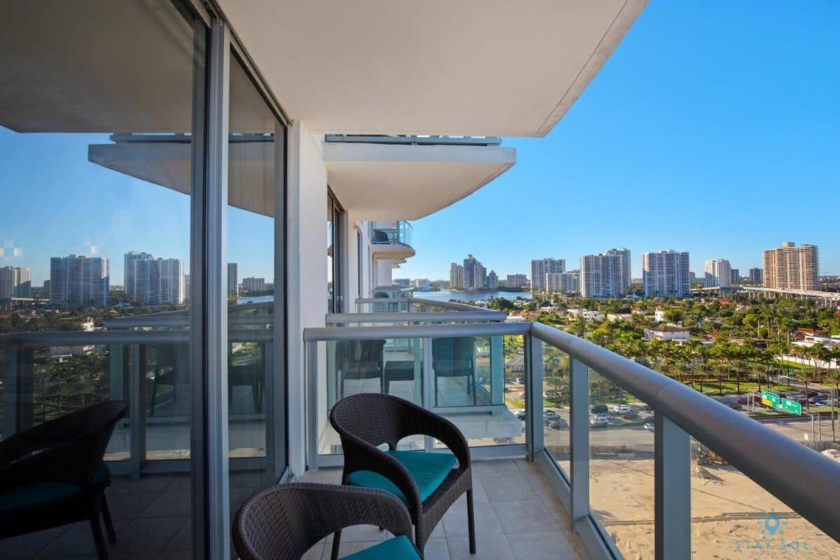 Beachfront Resort Pool Ocean View Balcony ميامي بيتش المظهر الخارجي الصورة